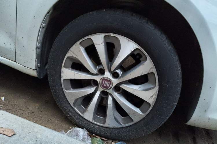 Used Fiat Viaggio 2012 1.4T Manual Enjoyment Edition
