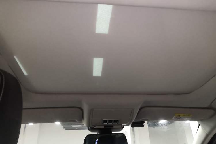 Used Jaguar XF 2016 XF 3.0 SC Two-Wheel-Drive Luxury Edition
