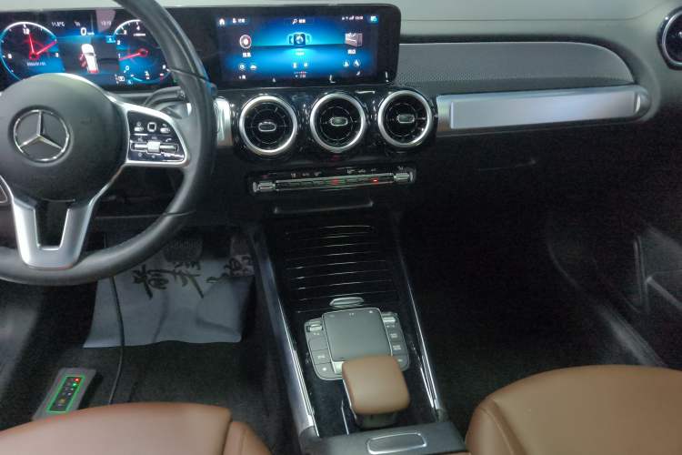 Used Mercedes-Benz GLB 2022 Second Facelift GLB 200 Dynamic Edition