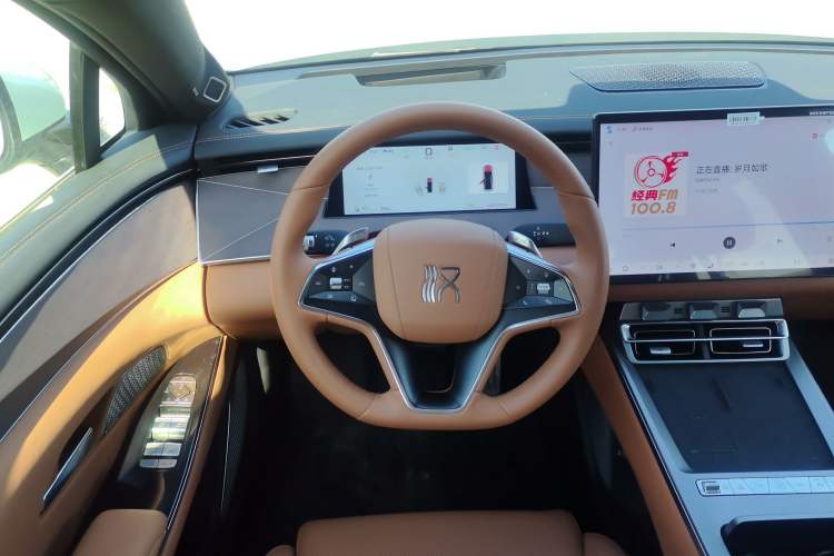 Used BYD Han L 2025 EV Four-Wheel Drive LiDAR Flagship Model