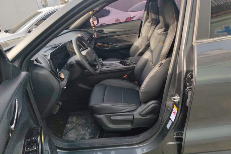 Used CHANGAN OSHAN X5 PLUS 2023 Revised 1.5T DCT Pioneer Edition
