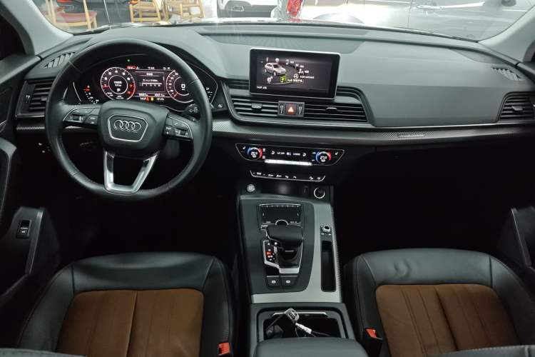 Used Audi Q5L 2020 45 TFSI Prestige Fashion Model Center Console