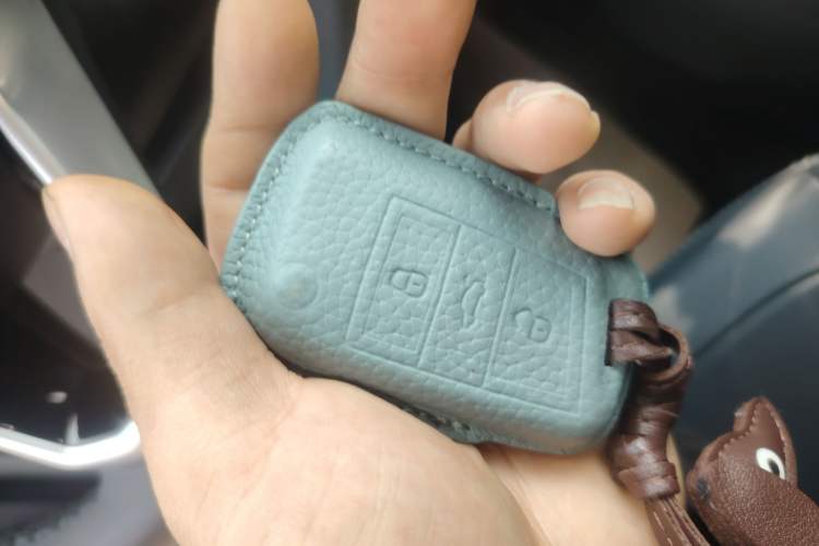 Used Volkswagen Tharu 2025 NewRui 300TSI Prestige Edition Vehicle Key