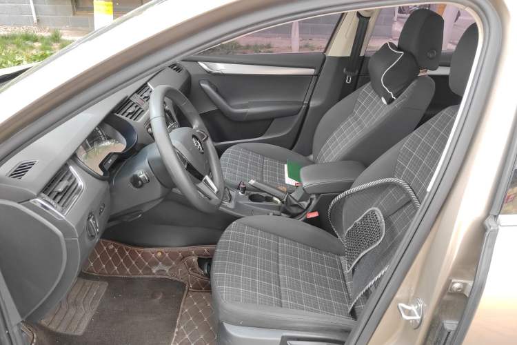 Used Skoda Octavia 2018 TSI230 DSG Comfort Edition
