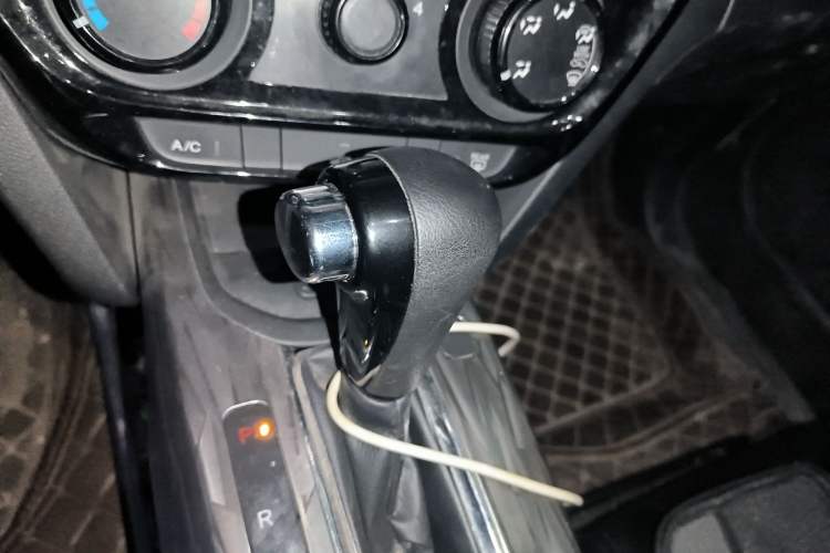 Used Honda XR-V 2020 1.5L CVT Comfort Version Gear Lever