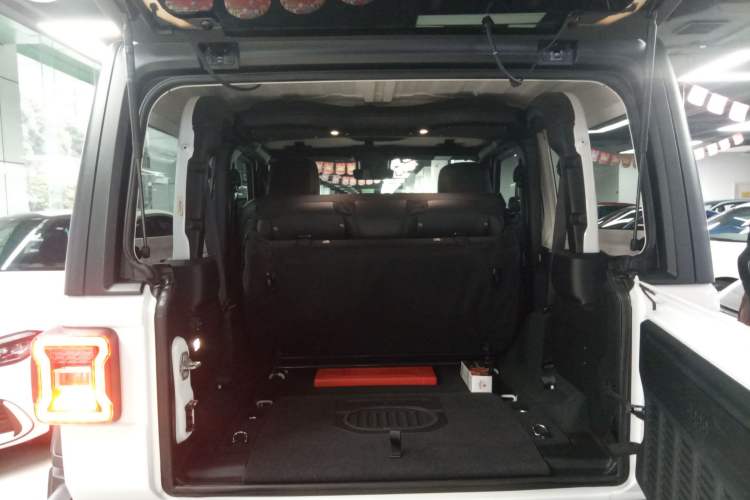 Used Jeep Wrangler 2024 2.0T Robin Hood Two-Door Edition
