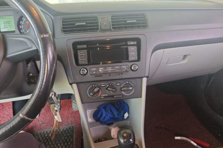 Used Skoda Rapid 2016 1.4L Manual Front-Wheel Drive Model
