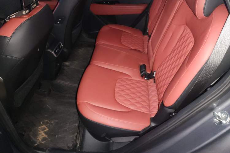 Used Kia Sportage (Chinese Domestic Model) 2023 2.0T Four-Wheel Drive Flagship Version