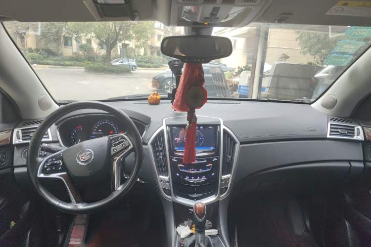 Used Cadillac SRX 2015 3.0L Elite Model
