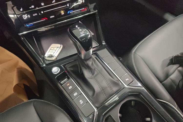 Used Volkswagen Passat 2022 330TSI Starry Elite Edition
