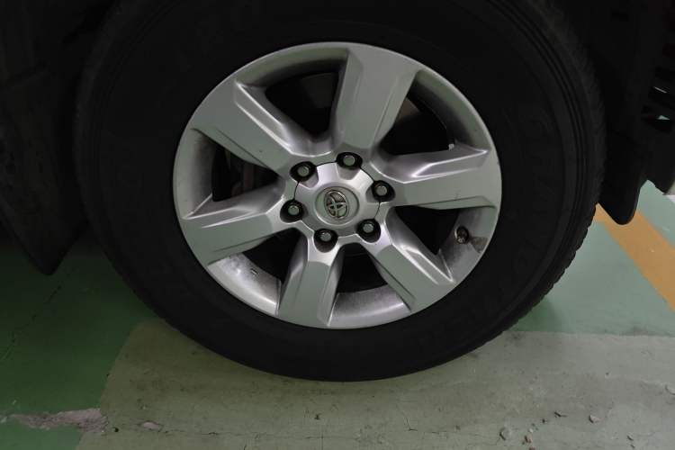 Used Toyota Prado 2016 2.7L Automatic Standard Edition
