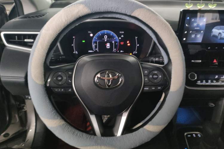 Used Toyota FRONTLANDER 2023 2.0L CVT Luxury Edition
