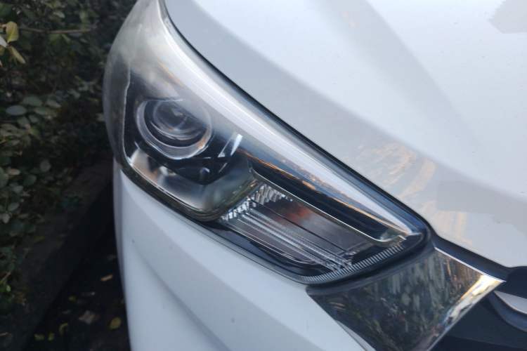 Used Hyundai ix25 2017 1.6L Automatic Smart Version
