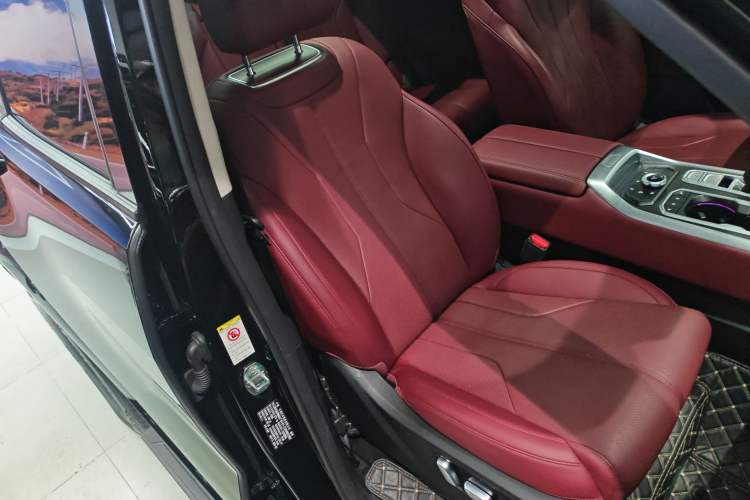 Used Tank 400 New Energy 2023 Hi4-T Super Edition Right Front Seat