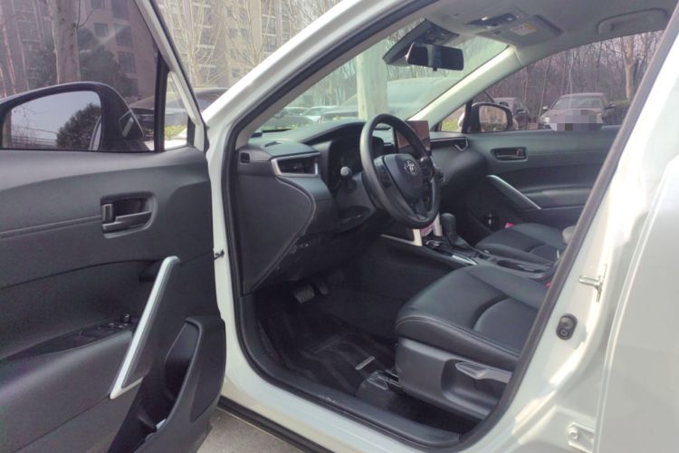 Used Toyota Corolla Cross 2024 2.0L Pioneer Edition