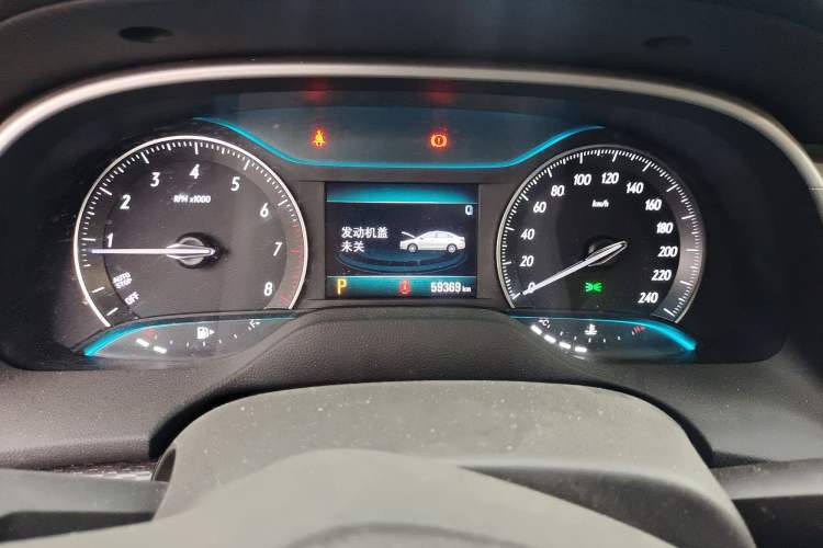 Used Buick GT 2019 15T Dual-Clutch Connected Elite Model China VI Odometer Close Up