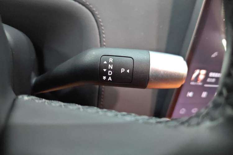 Used Li Auto L8 2023 Pro Model Gear Lever