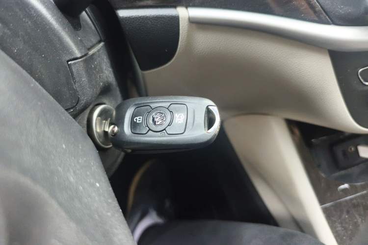 Used Buick Verano 2018 Sedan 15S Automatic Leading Model Vehicle Key