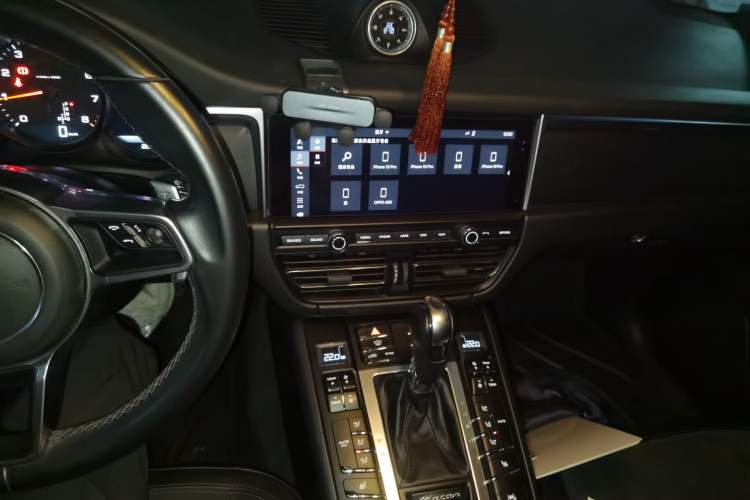 Used Porsche Macan 2018 Macan 2.0T