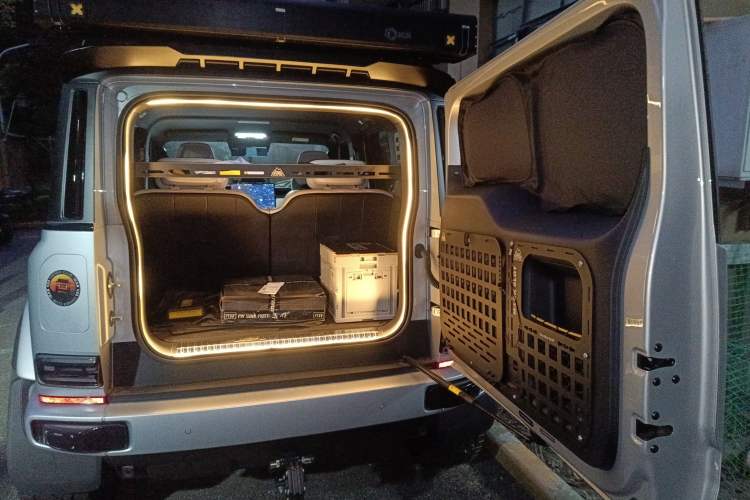 Used iCAR V23 2025 401 Two-Wheel Drive Intelligent Driving Version Trunk