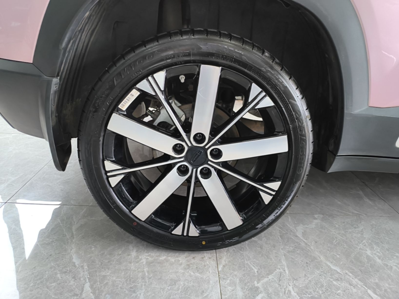 Geely Auto icon 2023 1.5TD Chocolate Smoothie Edition — снимка 11