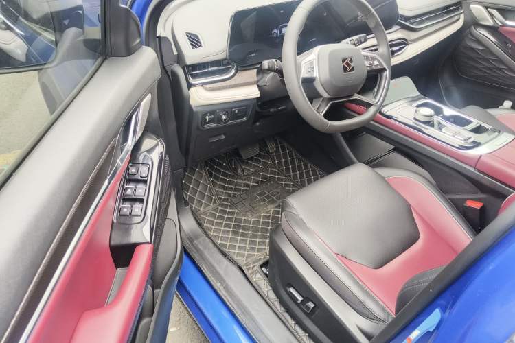 Used SOL QX 2021 300T DCT Prestige Smart Connectivity Version Driver Seat