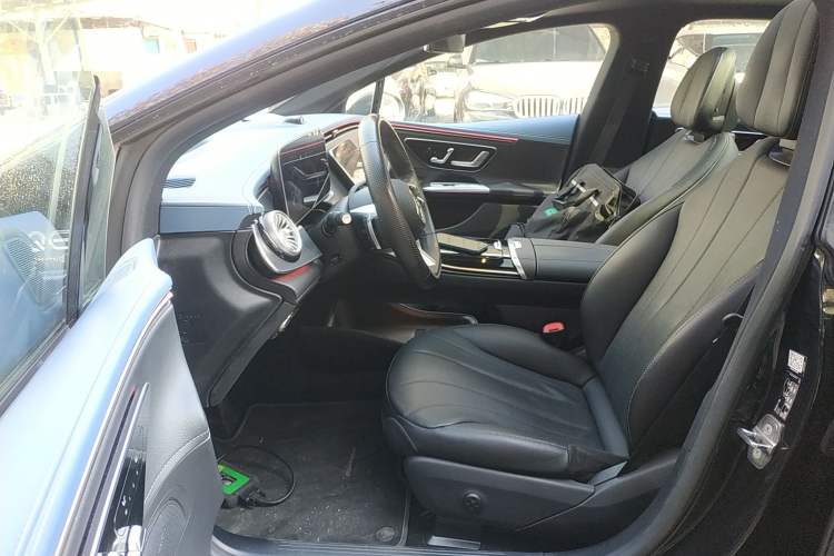Used Mercedes-Benz EQE 2022 350 First Edition Special Version Left Front Seat