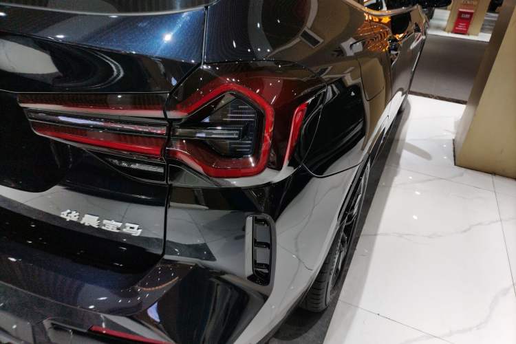 Used BMW iX3 2024 Leading Model