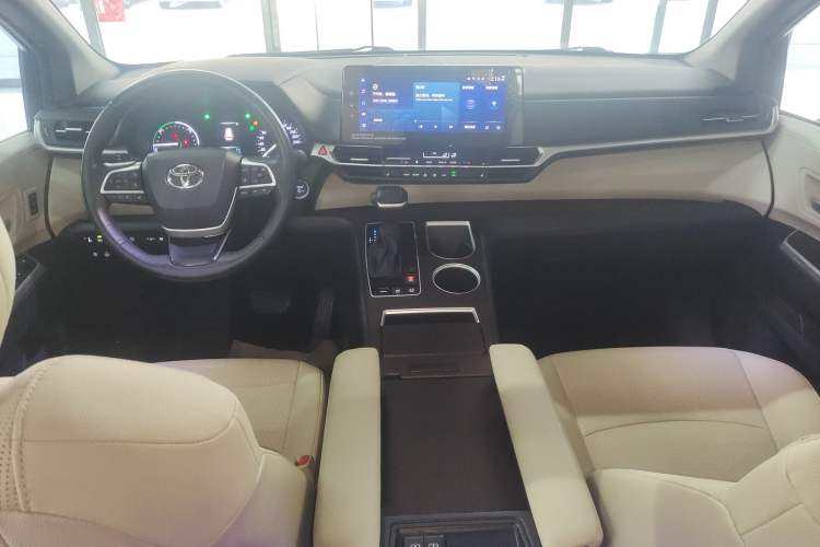 Used Toyota Granvia 2023 2.5L Hybrid Prestige PLUS Edition Center Console