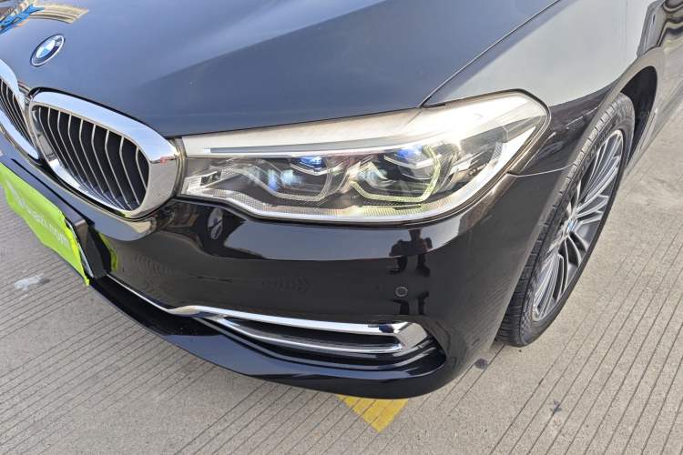 Used BMW 5 Series 2018 Facelifted 530Li Luxury Edition Premium Package
