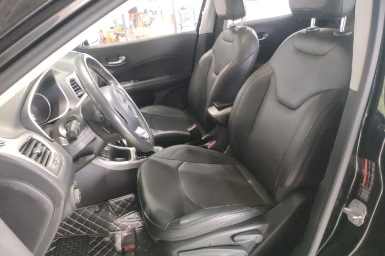 Used Jeep Compass 2017 200T Automatic Family Edition