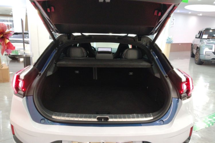 Used Zeekr 001 2023 WE Edition 86 kWh Trunk