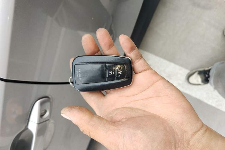 Used Toyota IZOA 2018 2.0L Yichi Edition China V Standard