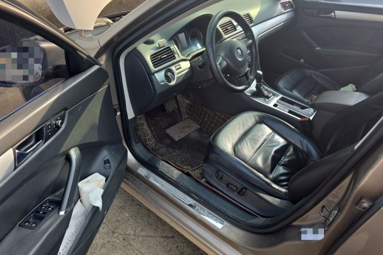 Used Volkswagen Passat 2014 1.8TSI DSG Prestige Navigation Edition
