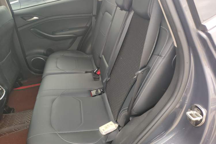 Used BYD Song 2020 Classic Edition 1.5T Automatic Elite Model Left Rear Seat