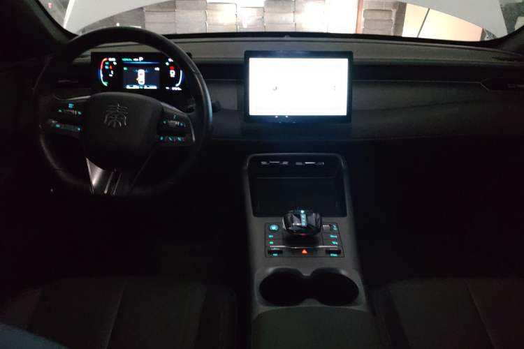 Used BYD Qin PLUS 2025 DM-i Smart Drive 55KM Leading Model