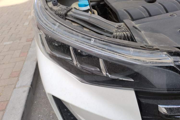 Used GAC Trumpchi M6 2021 PRO 270T DCT Luxury Edition Right Front Headlight