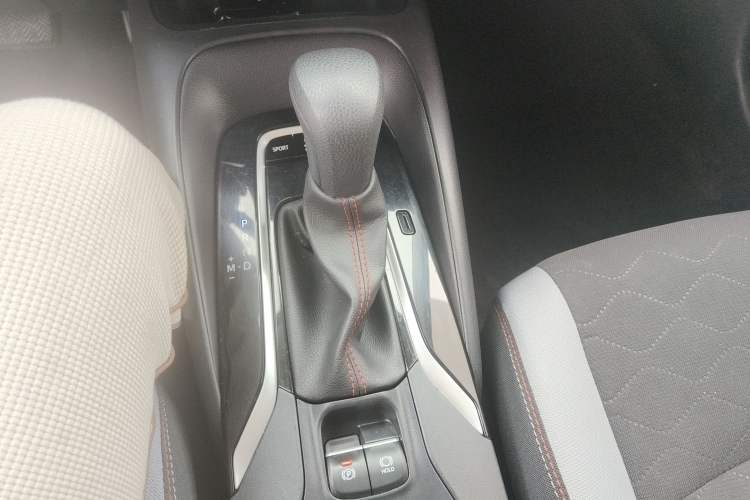 Used Toyota Corolla 2022 1.2T S-CVT Pioneer PLUS Edition Gear Lever