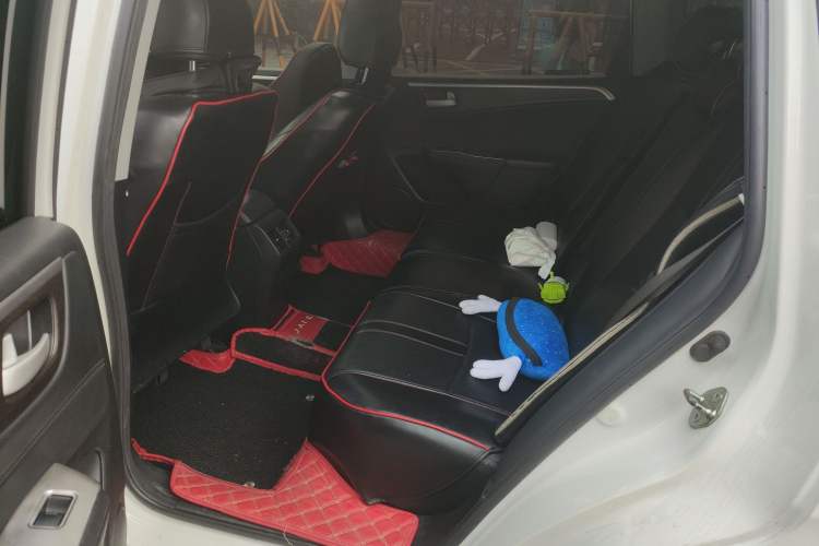 Used Honda Jade 2014 1.8L Automatic Comfort Elite Version 5 Seats
