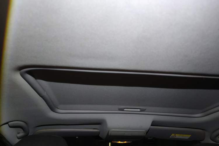 Used Peugeot 3008 2015 1.6THP Automatic Trend Edition Headliner