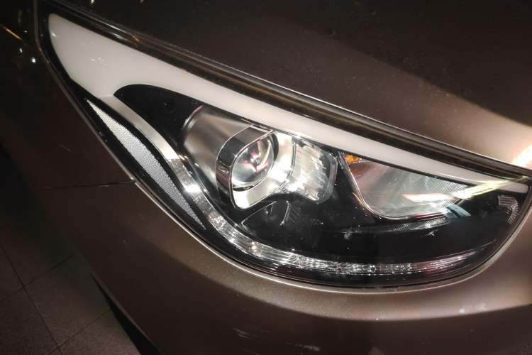 Used Hyundai ix35 2013 2.0L Automatic Two-Wheel Drive Smart GLS China IV Standard