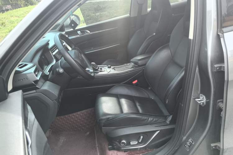 Used Lynk & Co 01 2021 2.0TD Two-Wheel-Drive Pro Trim
