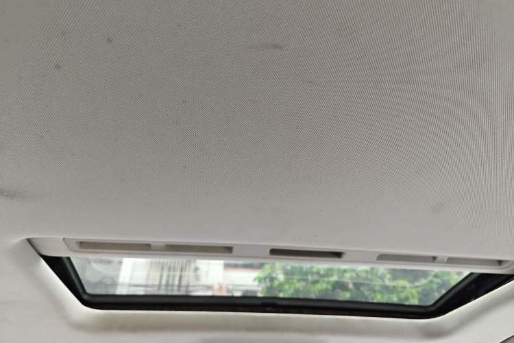 Used FORTHING SX6 2016 1.6L Manual Luxury Model
