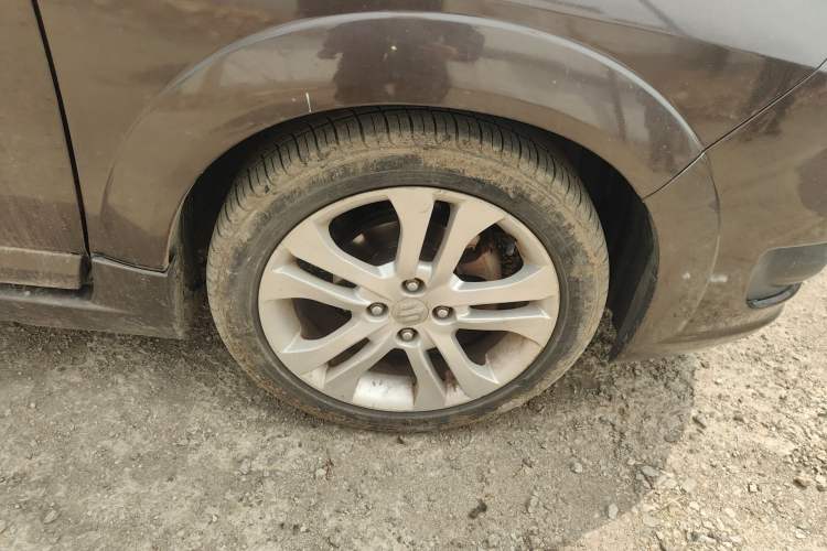 Used Suzuki Liana A6 2015 Sedan 1.4L Manual Enjoyment Model Right Front Wheel Hub