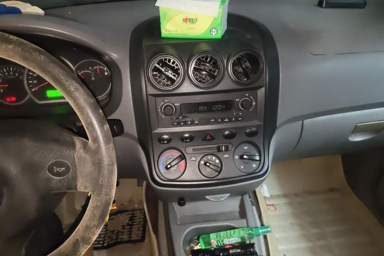 Used Wuling Hongguang 2013 1.5L Base Version Audio And AC Panel