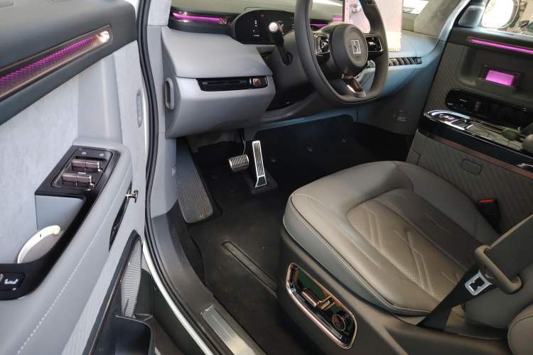 Used Zeekr MIX 2025 Intelligent Driving Version Interior 3