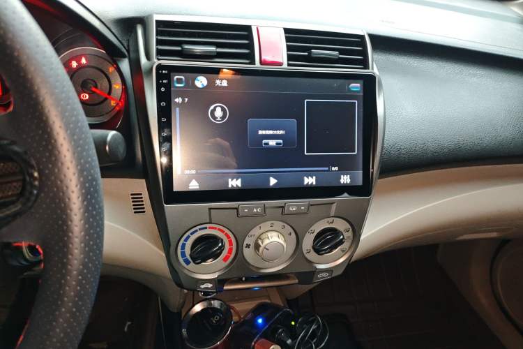 Used Honda City Classic 2008 1.5L Automatic Elite Edition Audio And AC Panel