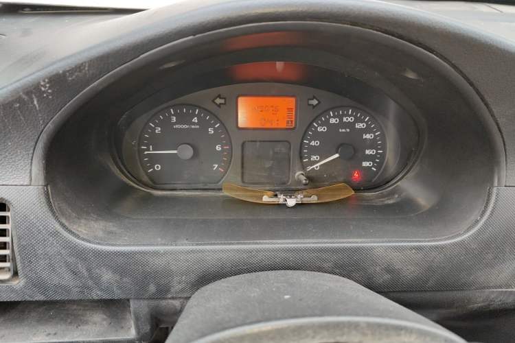 Used Wuling Rongguang 2011 1.2L Base Version