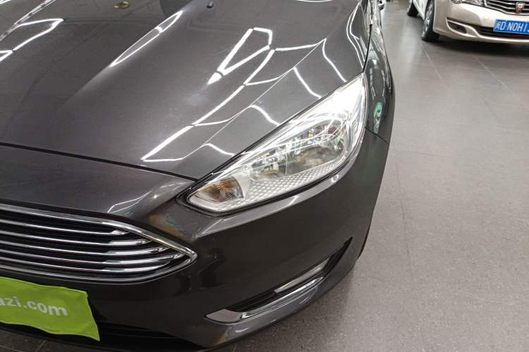 Used Ford Focus 2017 Sedan 1.6L Automatic Fashion Edition Smart Drive Version
