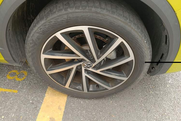 Used Volkswagen T-ROC 2023 300TSI DSG Two-Wheel Drive Starlight Edition Right Rear Wheel Hub